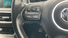 MG HS 1.5 T-GDI Trophy 5dr DCT Petrol Hatchback